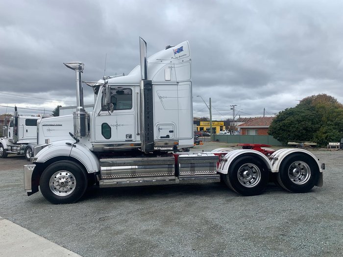 2020 Western Star 4864Fxb With 40