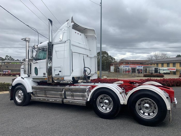 2020 Western Star 4864Fxb With 40