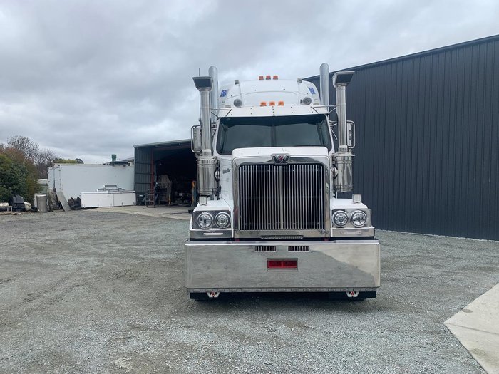 2020 Western Star 4864Fxb With 40