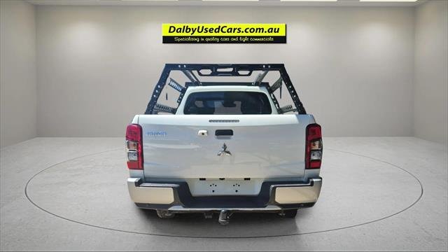 2022 Mitsubishi Triton GLX+