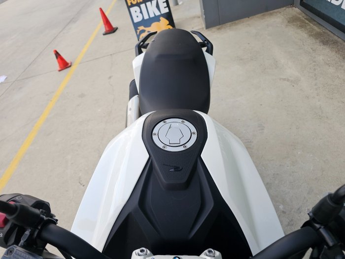 2021 BMW Motorrad G 310 R White