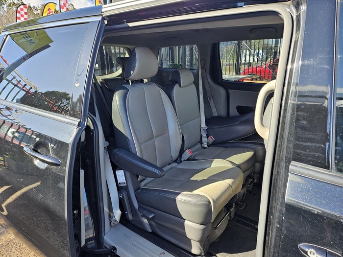 2016 Kia Carnival SLi YP MY16 Aurora Black