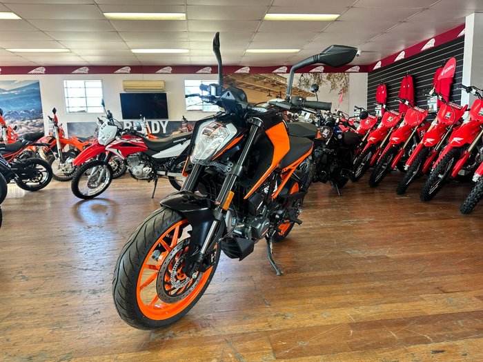 2023 Ktm 200 DUKE (ABS) Orange