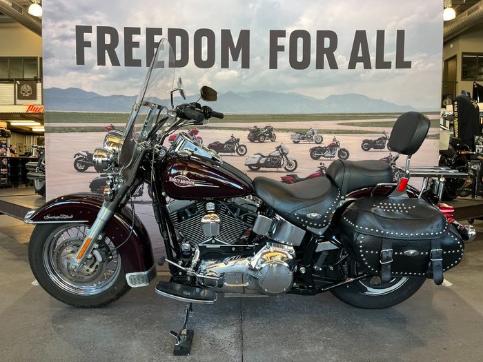 2005 Harley-davidson FLSTCI HERITAGE S/TAIL CLASSIC BLACK CHERRY