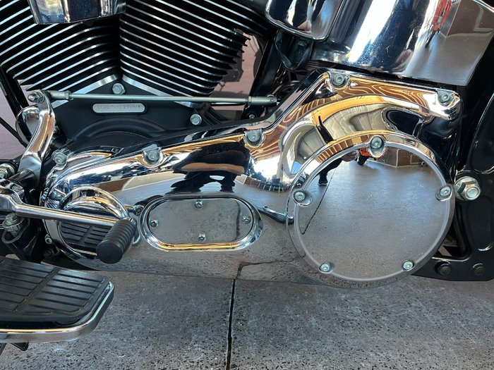 2005 Harley-davidson FLSTCI HERITAGE S/TAIL CLASSIC BLACK CHERRY