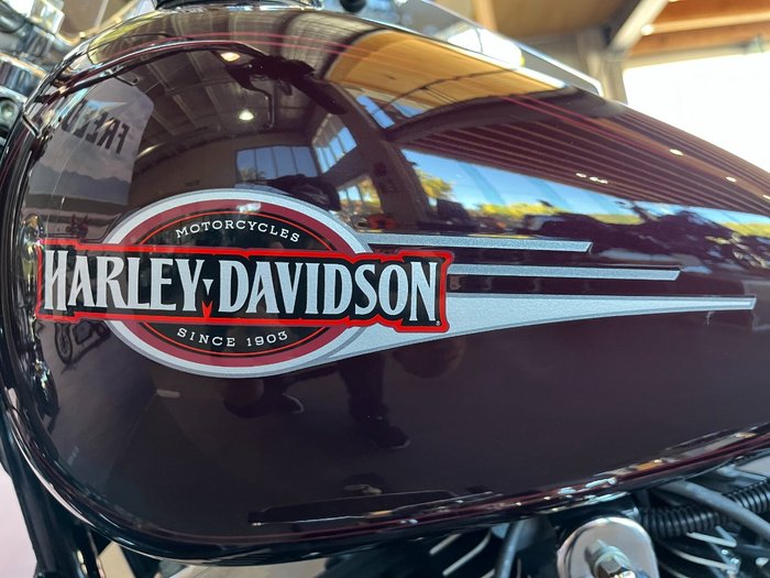 2005 Harley-davidson FLSTCI HERITAGE S/TAIL CLASSIC BLACK CHERRY