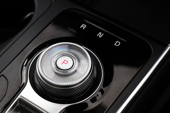 2024 Kia Carnival GT-Line