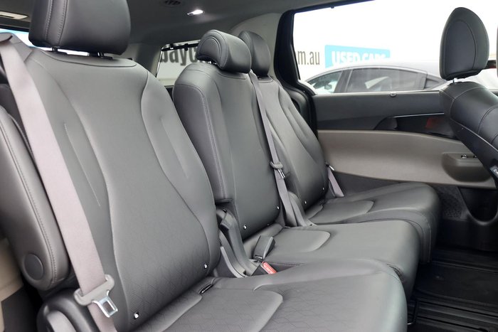 2024 Kia Carnival GT-Line