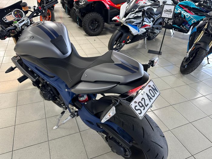 2013 Triumph Speed Triple 1050 SE Speed Triple Silver