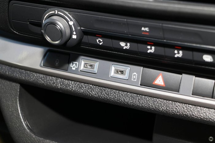 2025 Peugeot Expert Premium