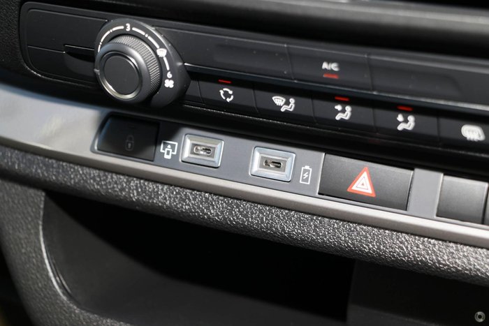 2025 Peugeot Expert Premium