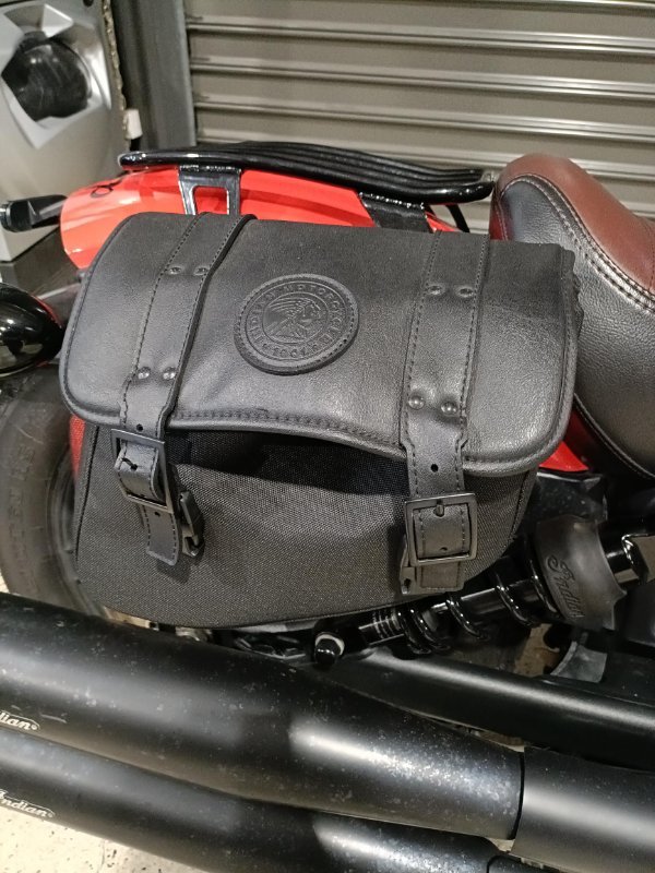 2021 INDIAN SCOUT BOBBER RED RED