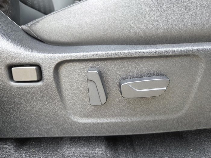 2025 Isuzu D-MAX BLADE