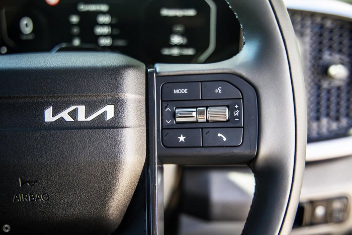 2025 Kia Tasman SX+