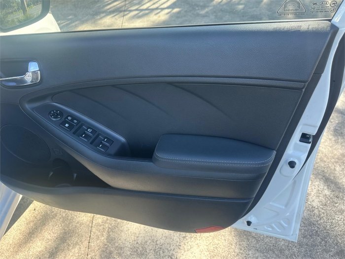 2017 KIA CERATO SPORT