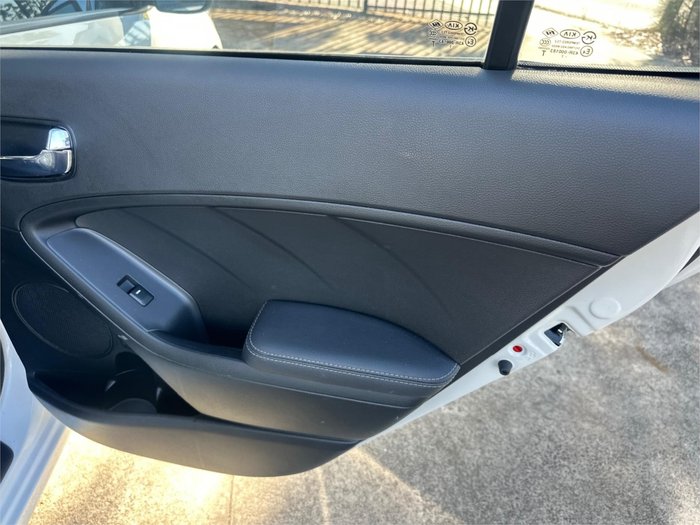 2017 KIA CERATO SPORT