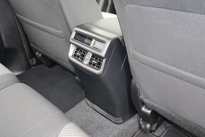 2025 Mazda BT-50 XTR