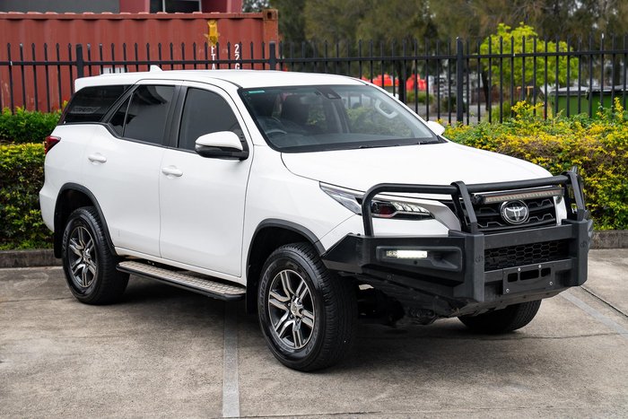 2022 Toyota Fortuner GX GUN156R 4X4 Dual Range Glacier White