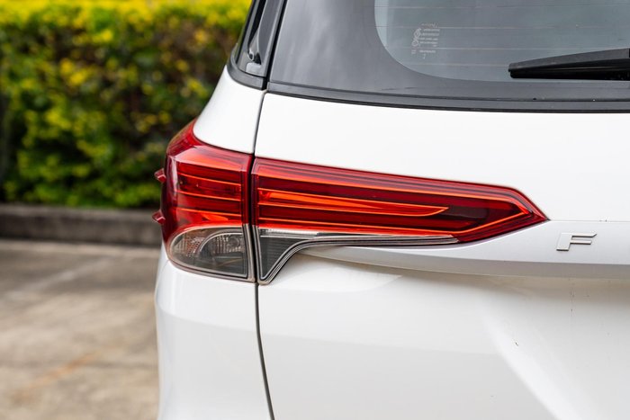 2022 Toyota Fortuner GX GUN156R 4X4 Dual Range Glacier White