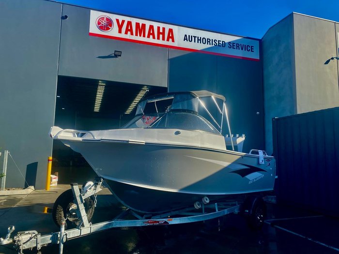 2023 Stessl 530 Bluewater Runabout