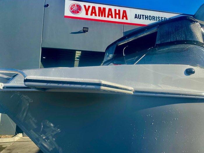 2023 Stessl 530 Bluewater Runabout