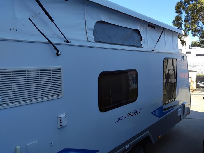 2016 Jayco Journey Couples Pop Top 17.6Ft Sperate Toilet And Shower