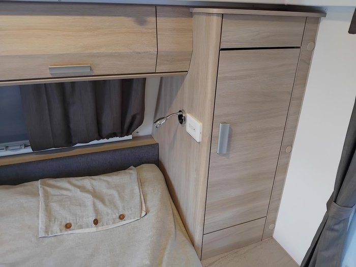 2016 Jayco Journey Couples Pop Top 17.6Ft Sperate Toilet And Shower