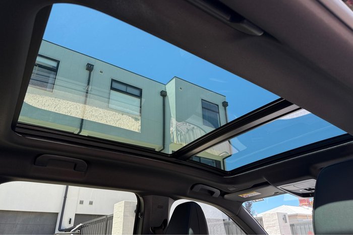 2025 Peugeot 5008 GT Premium Hybrid