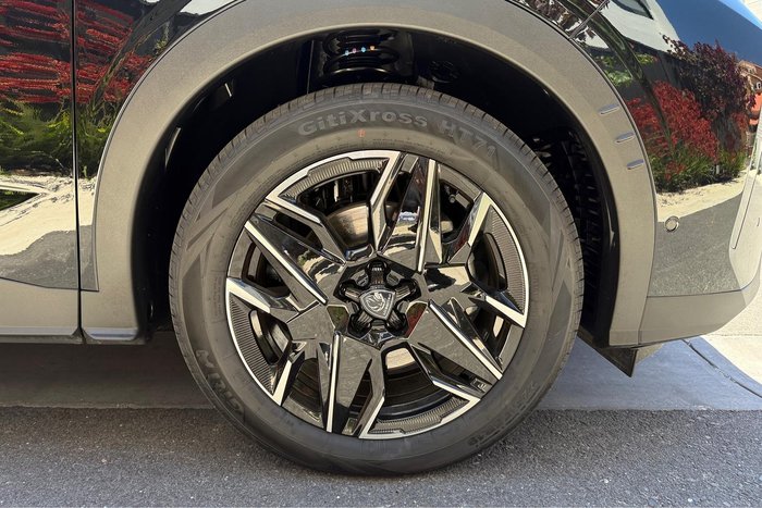 2025 Peugeot 5008 GT Premium Hybrid