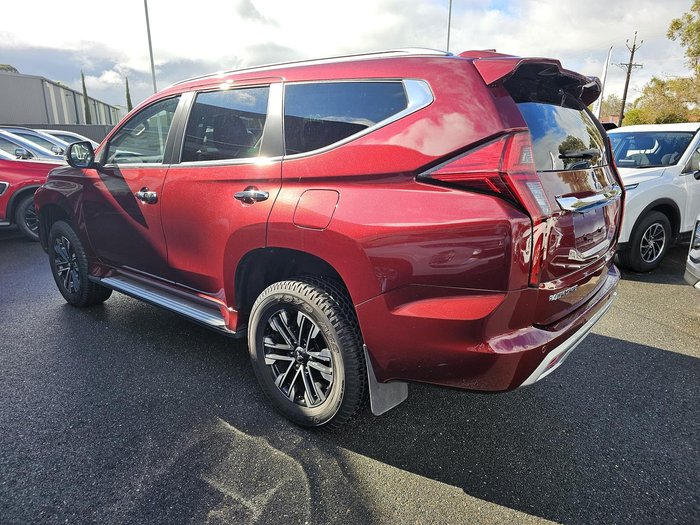 2024 Mitsubishi Pajero Sport GLS