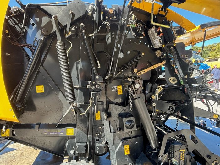 2020 New Holland Rb150 YELLOW