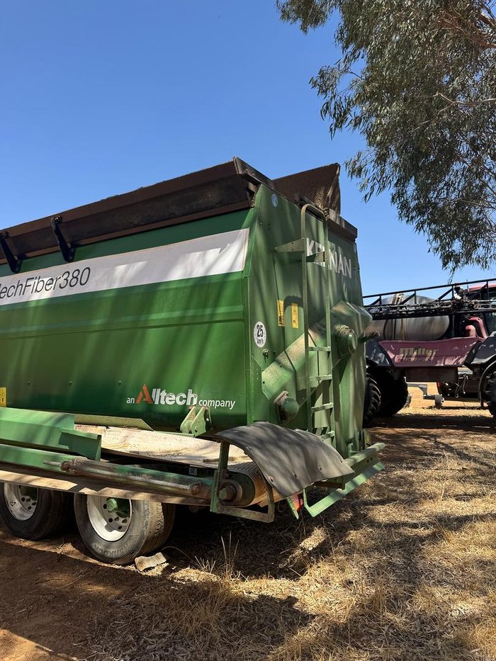 2021 Keenan MF380
