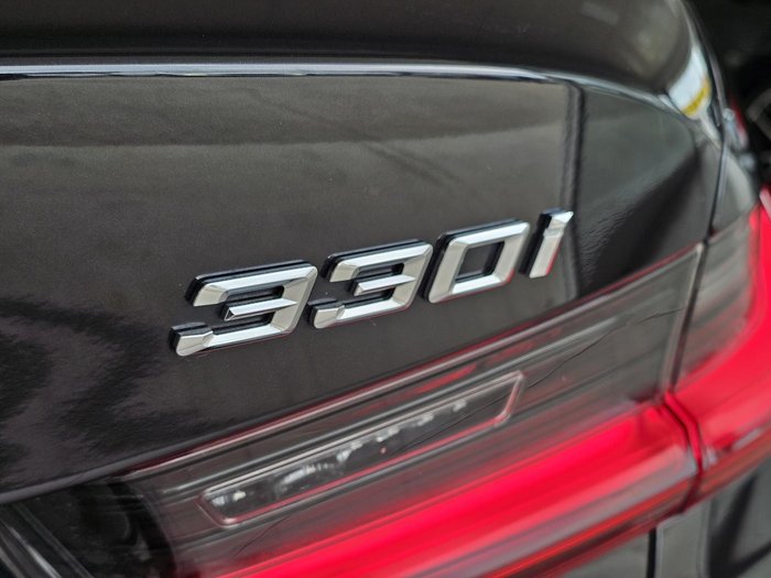 2022 BMW 3 Series 330i M Sport G20 Black Sapphire