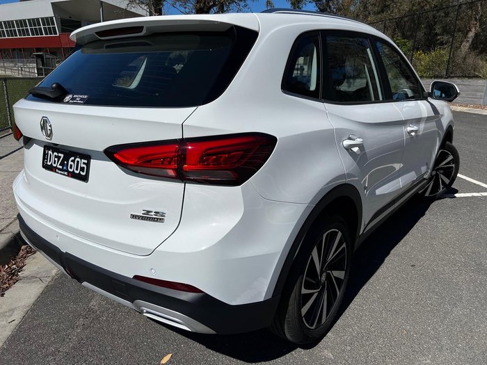 2025 MG ZS Essence Hybrid+ ZS32 MY25 Dover White