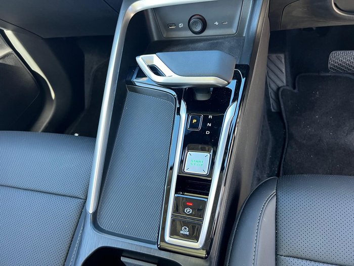 2025 MG ZS Essence Hybrid+ ZS32 MY25 Dover White