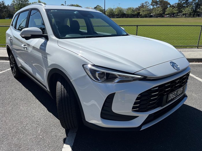 2025 MG ZS Essence Hybrid+