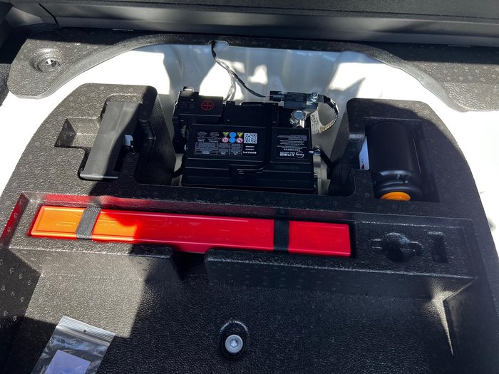 2025 MG ZS Essence Hybrid+