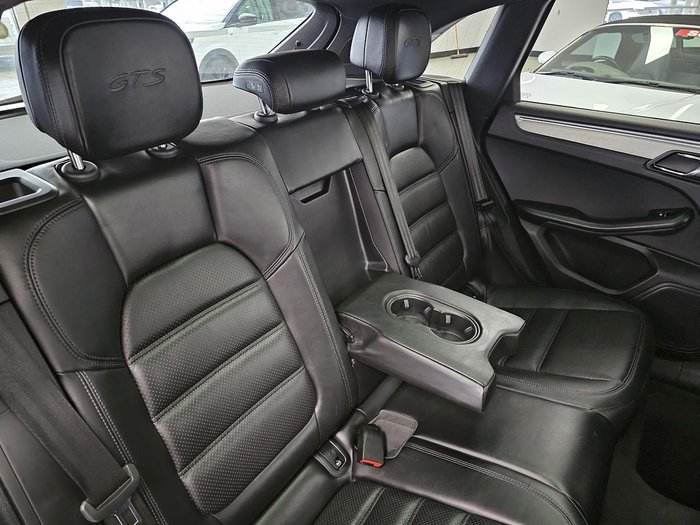 2017 Porsche Macan GTS 95B MY18 AWD White