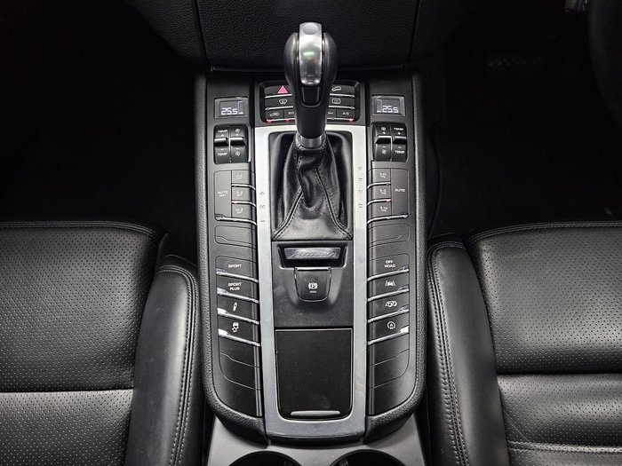 2017 Porsche Macan GTS 95B MY18 AWD White
