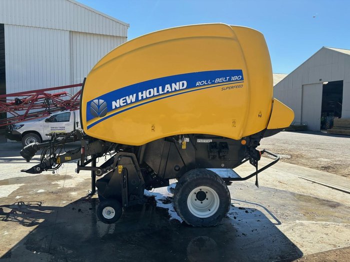 2014 New Holland Rb180 YELLOW