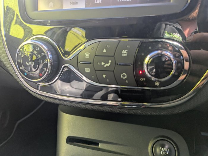 2016 Renault Captur Dynamique J87 Mercury Grey