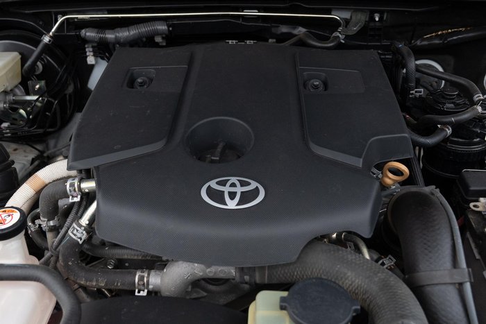 2020 Toyota Hilux SR GUN126R 4X4 Dual Range Glacier White