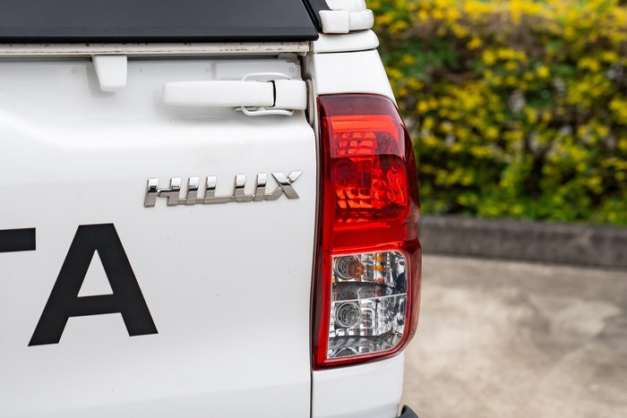 2020 Toyota Hilux SR GUN126R 4X4 Dual Range Glacier White