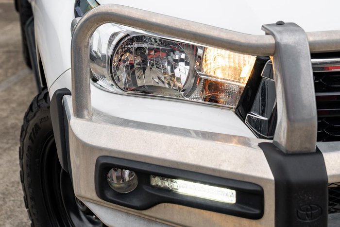 2020 Toyota Hilux SR GUN126R 4X4 Dual Range Glacier White