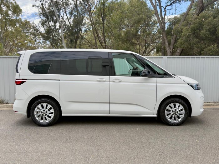 2025 Volkswagen Multivan TDI360 Life