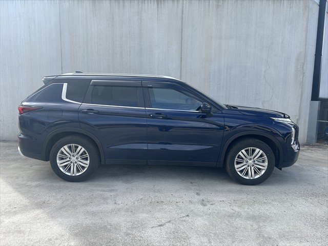 2023 MITSUBISHI Outlander