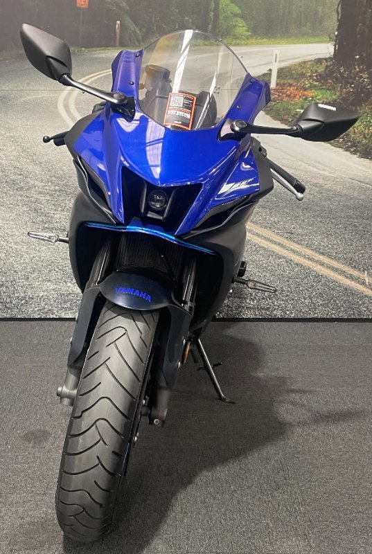 2022 Yamaha YZF-R7LA Blue