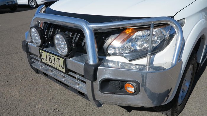 2016 Mitsubishi Triton GLX MQ MY16 4X4 Dual Range White