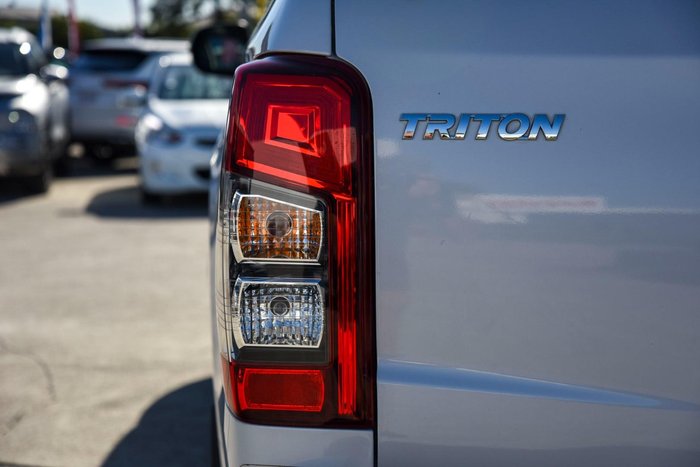 2020 Mitsubishi Triton GLX-R MR MY20 4X4 Dual Range White