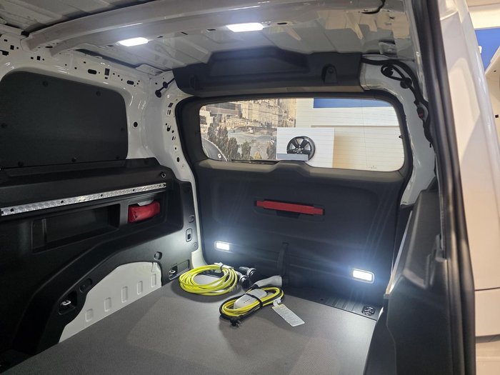 2025 Volkswagen ID. Buzz Cargo BEV550